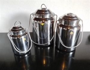 Mjölkspann / mjölkhink i rostfritt stål med lock – 2:a sortering (4,5 liter)